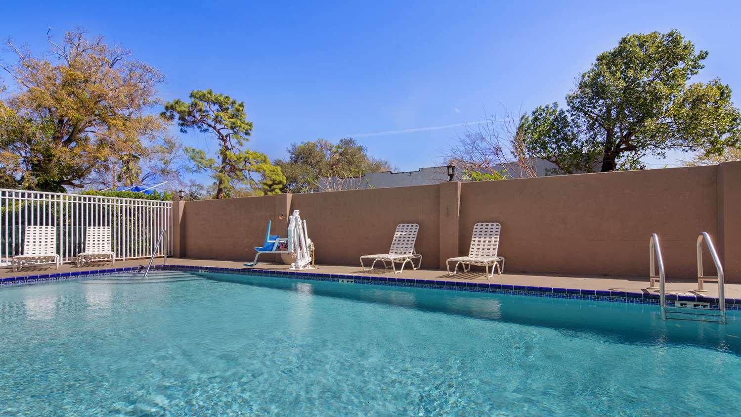 Best Western Tampa Hotel Exterior photo